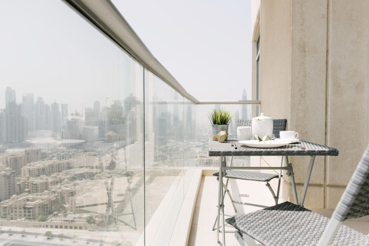 Boutique Living - Burj Views Appartamento Dubai Esterno foto